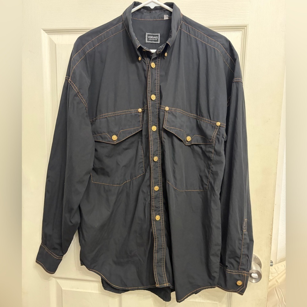 Versace vintage Jeans Couture Shirt Black Color Medusa Buttons men’s size Medium
